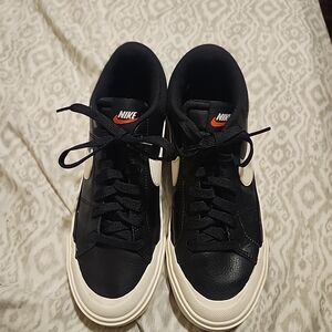 Nike Black and White Athletic Shoes